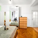 아파트 Stepup Apartment, Downtown Bucharest, Center, Urban View *