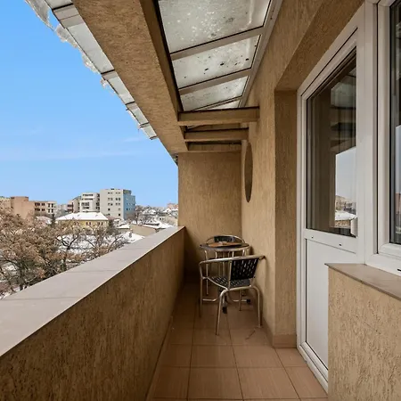 Stepup Apartment, Downtown Bucharest, Center, Urban View *