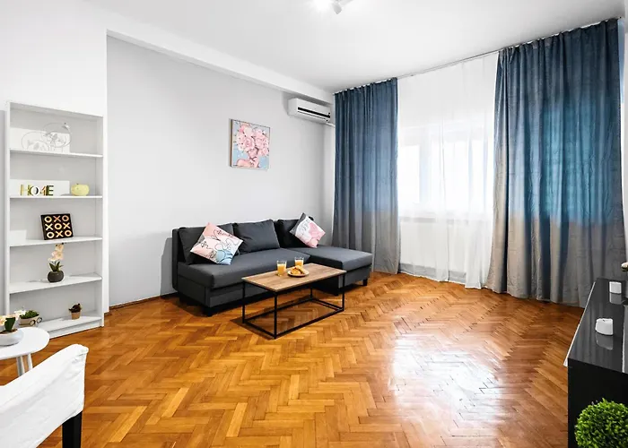 Stepup Apartment, Downtown Bucharest, Center, Urban View