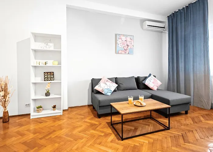 Stepup Apartment, Downtown Bucharest, Center, Urban View Apartment *