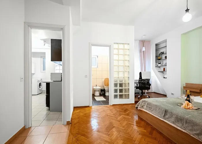 Stepup Apartment, Downtown Bucharest, Center, Urban View Bukarest
